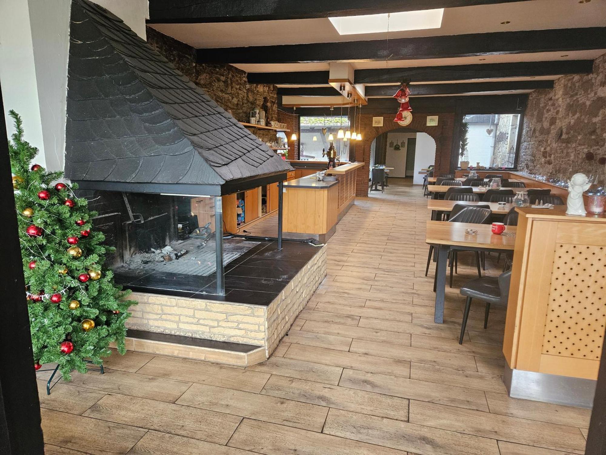 Hotel Zur Schmiede Heiningen 외부 사진