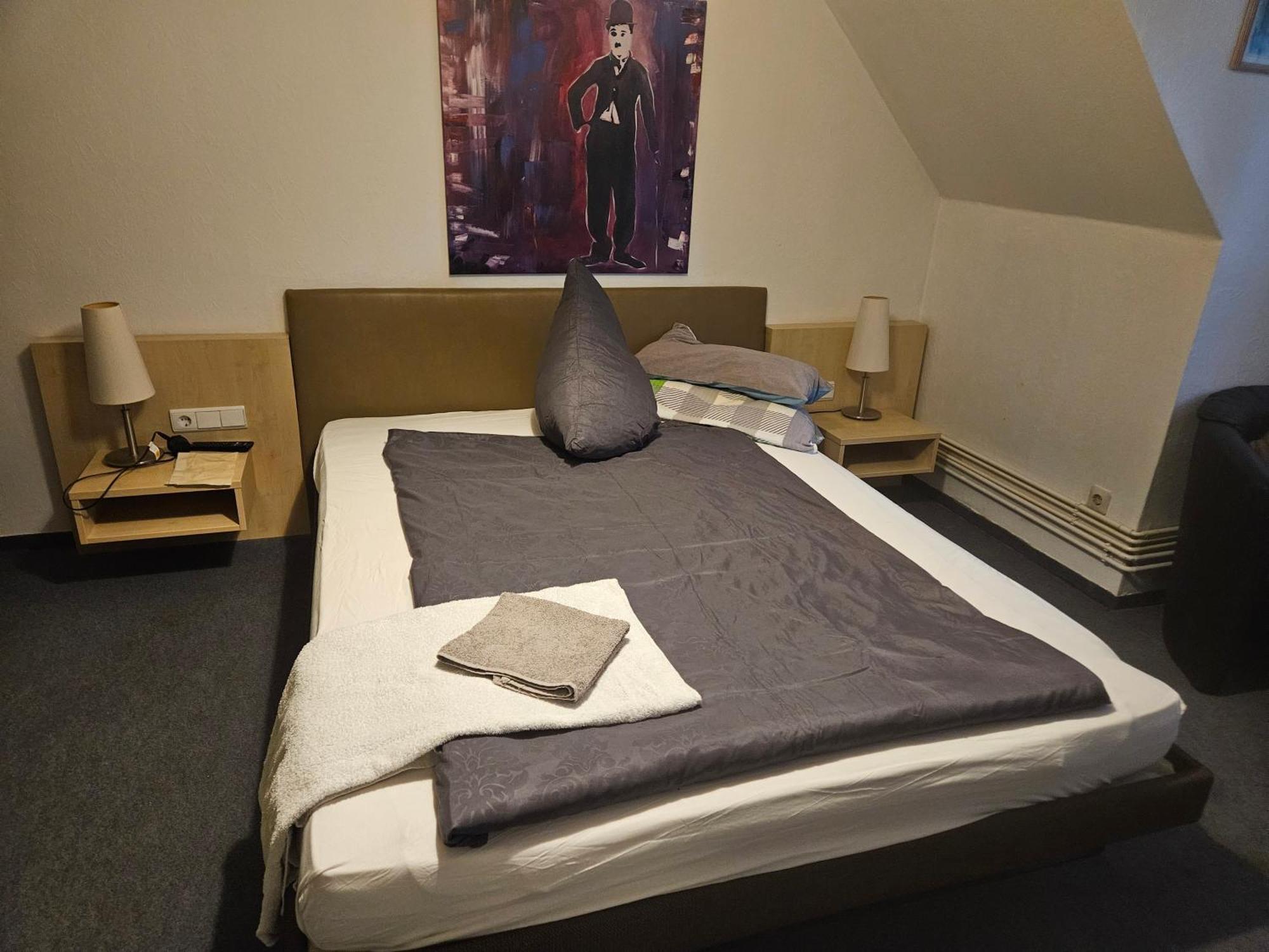 Hotel Zur Schmiede Heiningen 외부 사진
