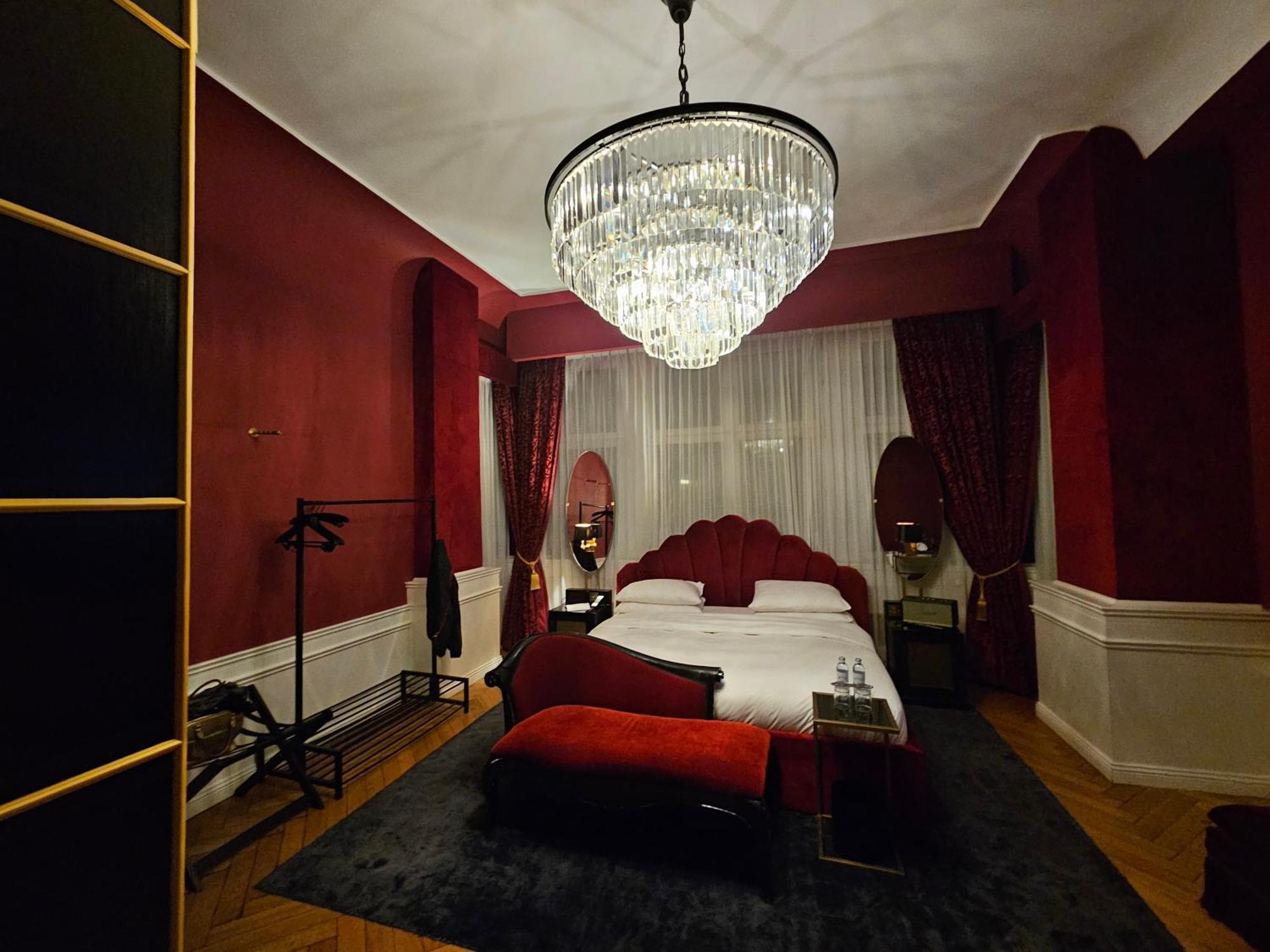 Hotel Zur Schmiede Heiningen 외부 사진